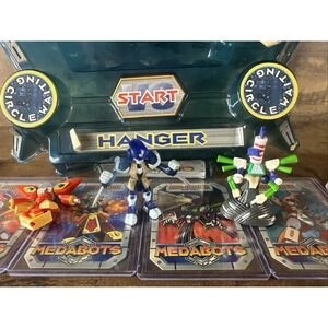 RARE 1997 MEDABOTS VINTAGE BATTLE ARENA HANGER BUNDLE FAST AND SAFE SHIPPING